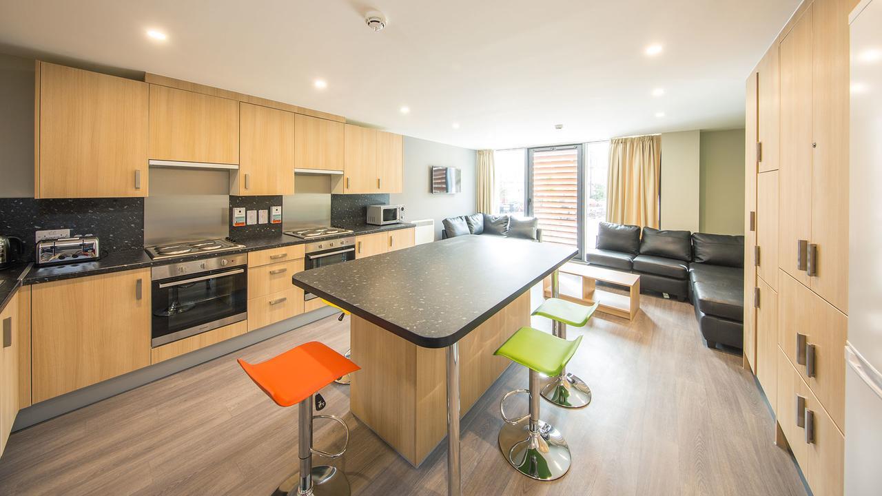 Unite Students - Salisbury Court Apartment Единбург Екстериор снимка